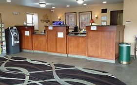 Lavissh Inn And Suites